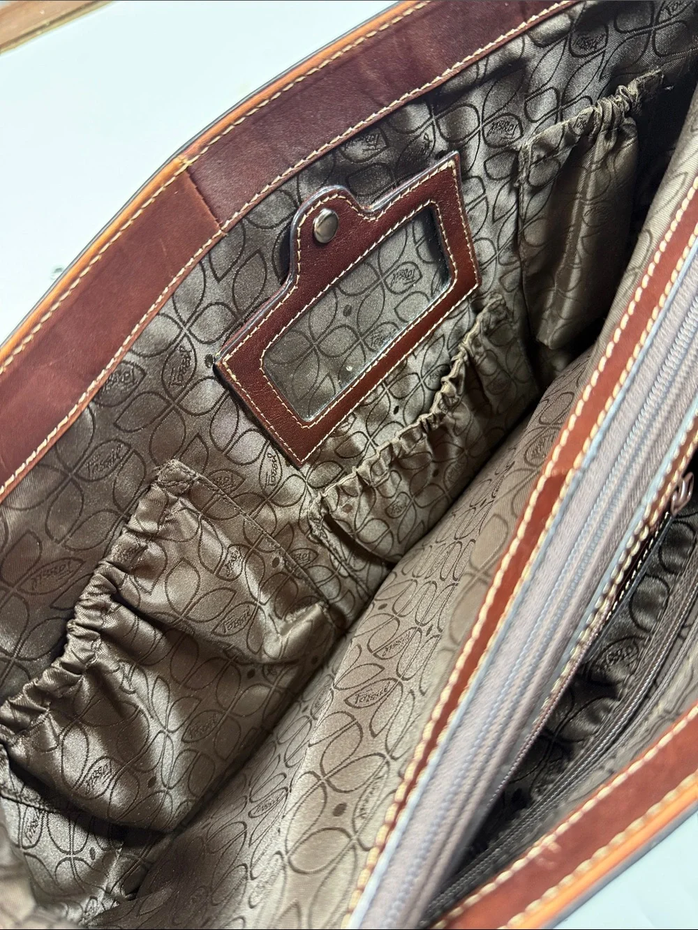 Fossil Vintage Unisex Brown Leather Tote Work Business Bag